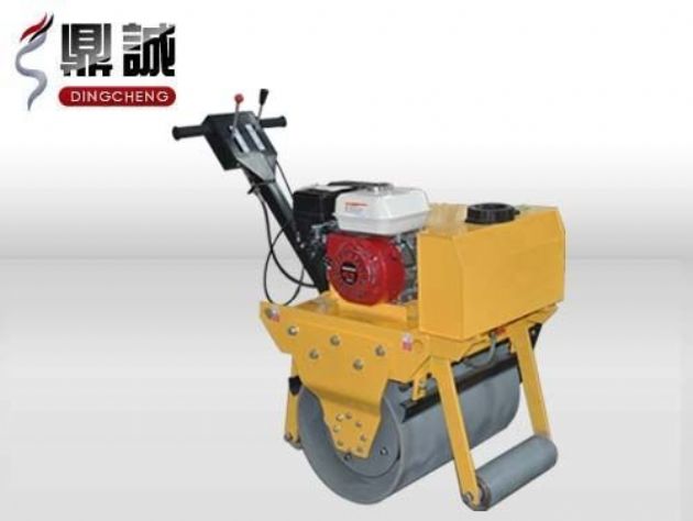 點擊查看詳細信息<br>標題：輕型手扶式單鋼輪壓路機 閱讀次數：12848