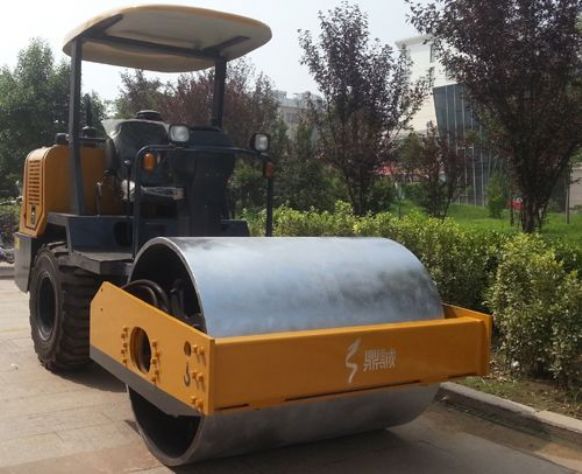點擊查看詳細信息<br>標題：3.5噸單鋼輪座駕壓路機 閱讀次數：13791